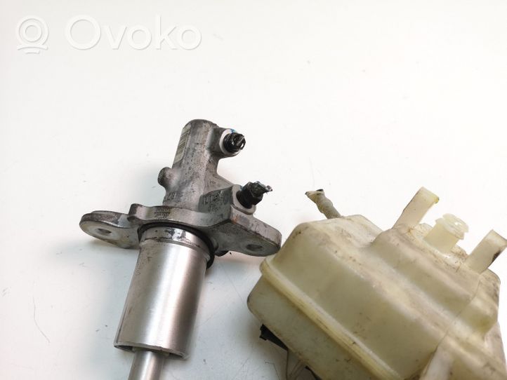 BMW 5 E60 E61 Główny cylinder hamulca 320671791