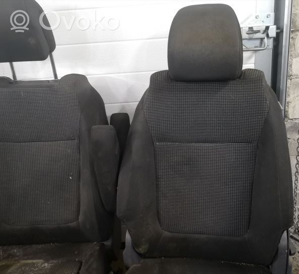 Peugeot 5008 Set interni 