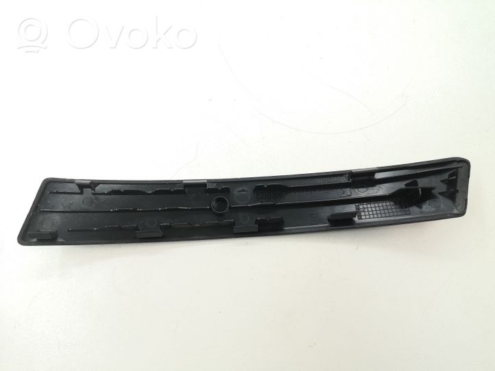 Nissan Qashqai Etuoven verhoilu (käytetyt) 80945JD00C