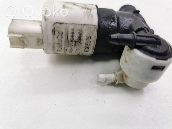 Ford Grand C-MAX Windscreen/windshield washer pump AV6117K624AA