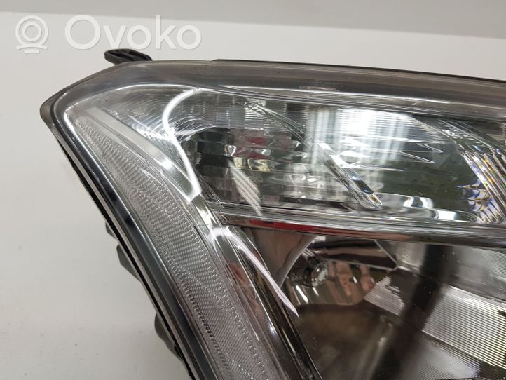 Chevrolet Trax Lampa przednia 95269103