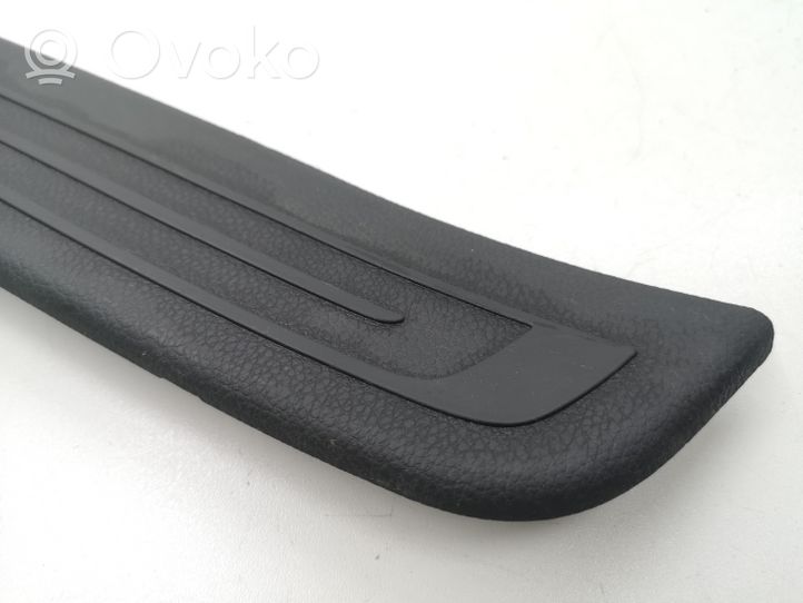 Hyundai i30 Rivestimento del sottoporta delle minigonne laterali 85878A6000