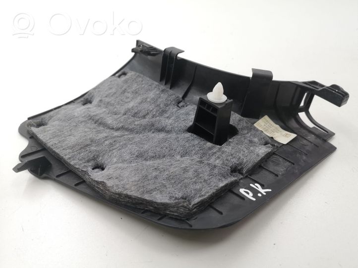 Hyundai i30 Rivestimento vano piedi laterale 85823A6900