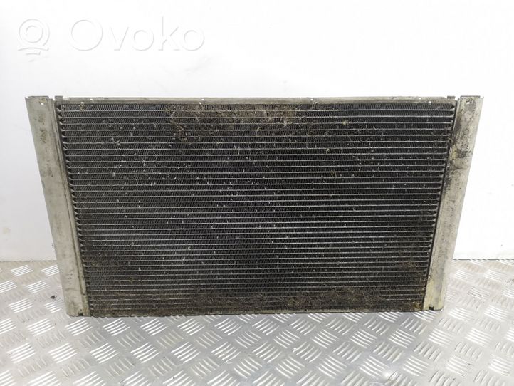 BMW 5 E60 E61 Coolant radiator 7792832