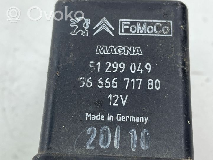 Ford C-MAX II Glow plug pre-heat relay 51299049