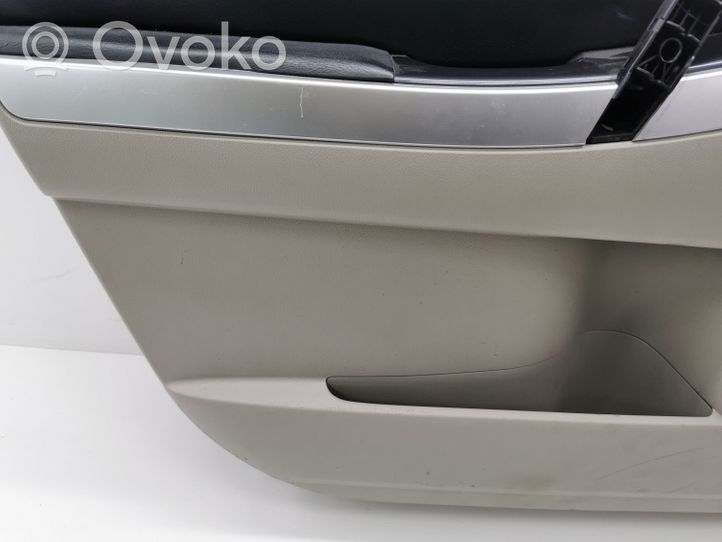 Mazda CX-7 Apmušimas priekinių durų (obšifke) EH1768450B34