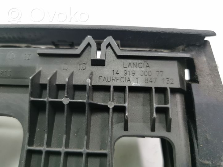 Citroen C8 Boîte / compartiment de rangement pour tableau de bord 1491281077