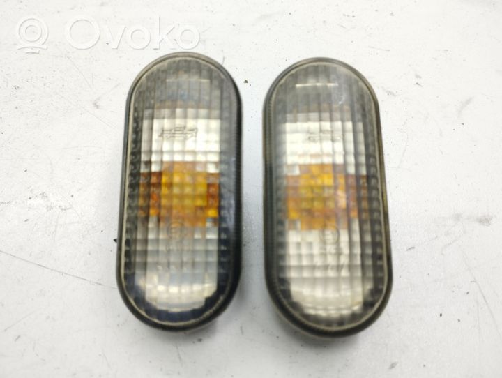 Seat Toledo II (1M) Front fender indicator light 3B0949117C