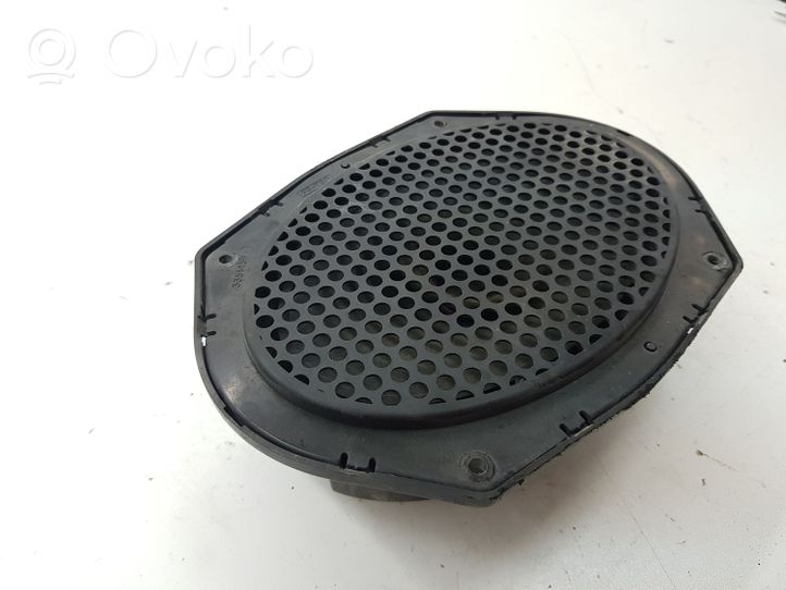 Ford Mondeo MK II Altavoz de la puerta delantera 7086040