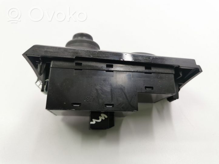 Chevrolet Captiva Bouton de commutateur rétroviseur latéral 68611J23