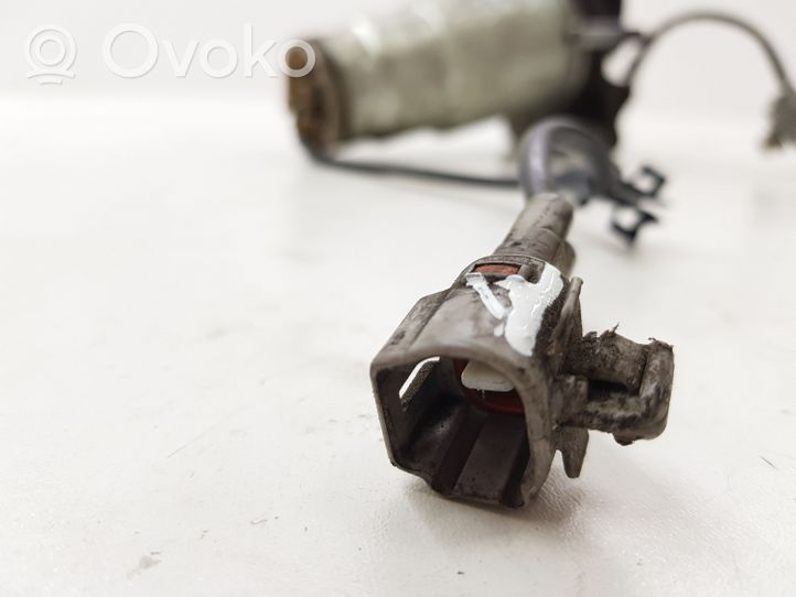 Toyota Corolla E120 E130 Fuel filter H232WK