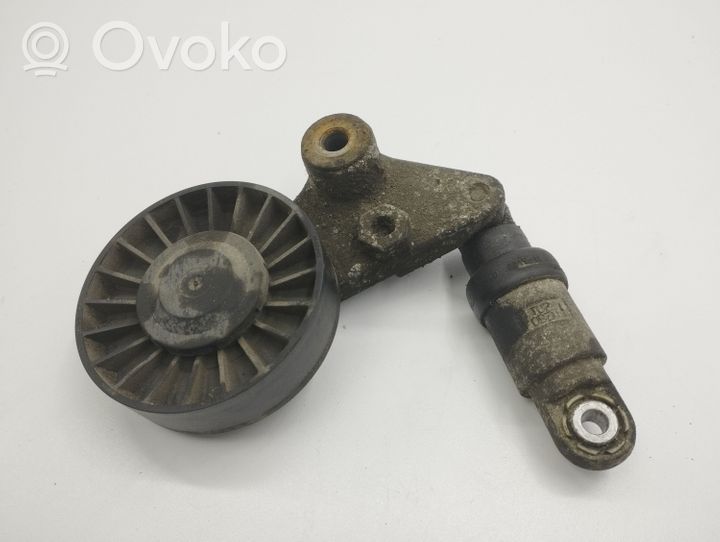 Opel Vectra B Generator/alternator belt tensioner 821511