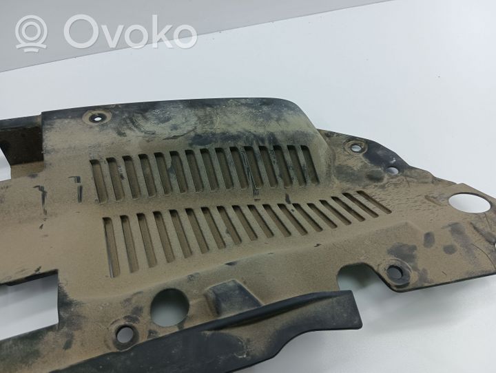 Chevrolet Trax Rivestimento della modanatura della chiusura del vano motore/cofano 95387416