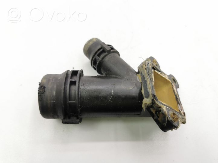 BMW 3 E46 Tuyau de liquide de refroidissement moteur 2247744