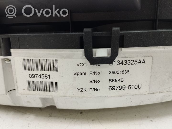 Volvo S60 Licznik / Prędkościomierz 31343325AA