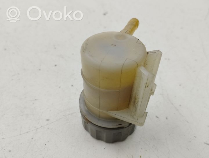 Honda CR-V Clutch fluid reservoir/tank 