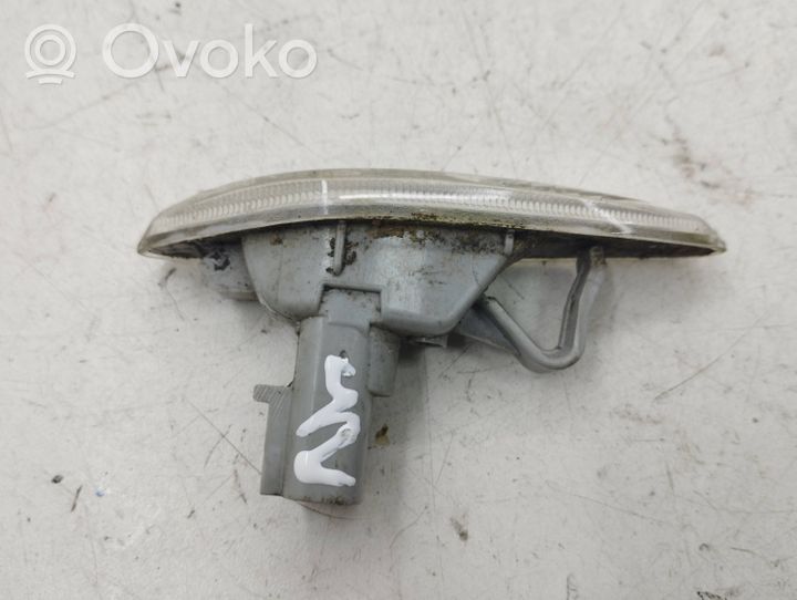 Mazda 6 Etupuskurin suuntavilkku A052889