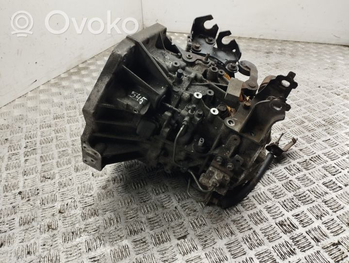 Toyota Auris E180 Mechaninė 6 pavarų dėžė 