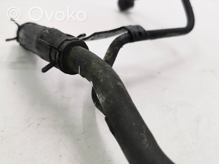 Toyota RAV 4 (XA20) Tepimo vamzdelis (-iai)/ žarna (-os) 