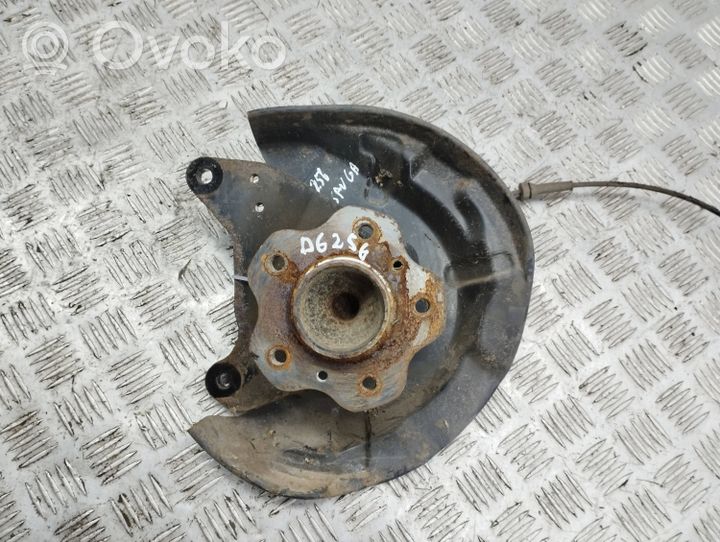 Nissan Qashqai Rear wheel hub 