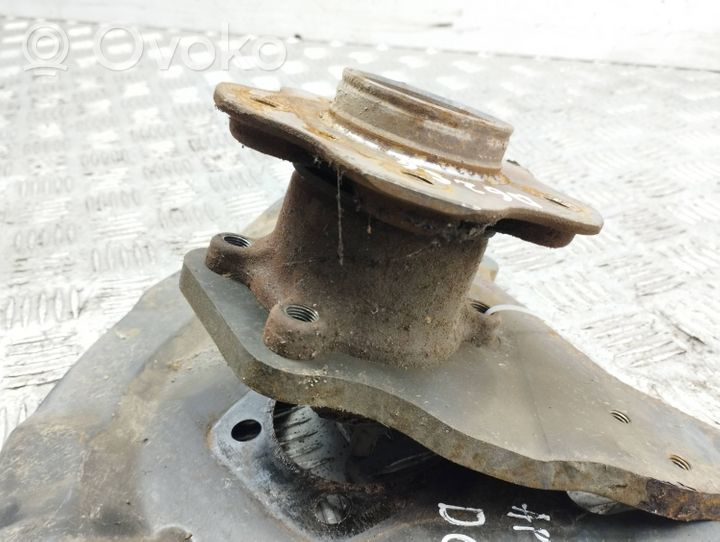 Nissan Qashqai Rear wheel hub 