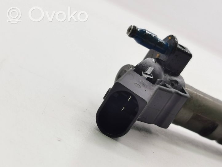 Hyundai Santa Fe Injecteur de carburant 338002F000