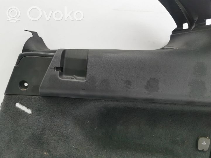 Volvo XC60 Garniture panneau latérale du coffre 0063339