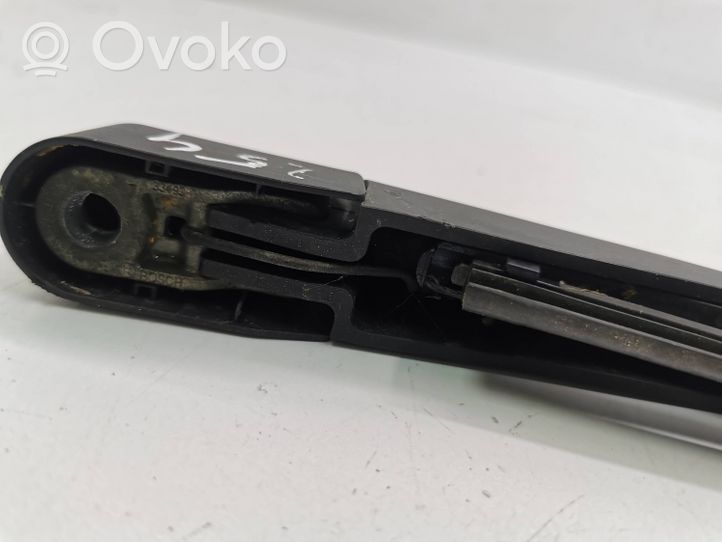 Ford Kuga I Rear wiper blade arm 33493