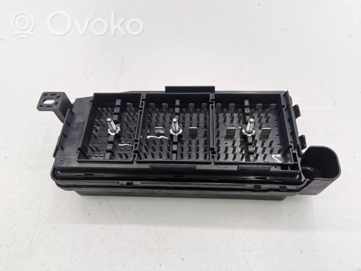 Opel Antara Drošinātāju bloks 95202894