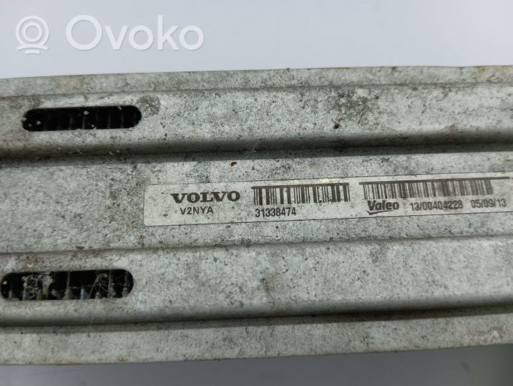 Volvo V40 Chłodnica powietrza doładowującego / Intercooler 31338474