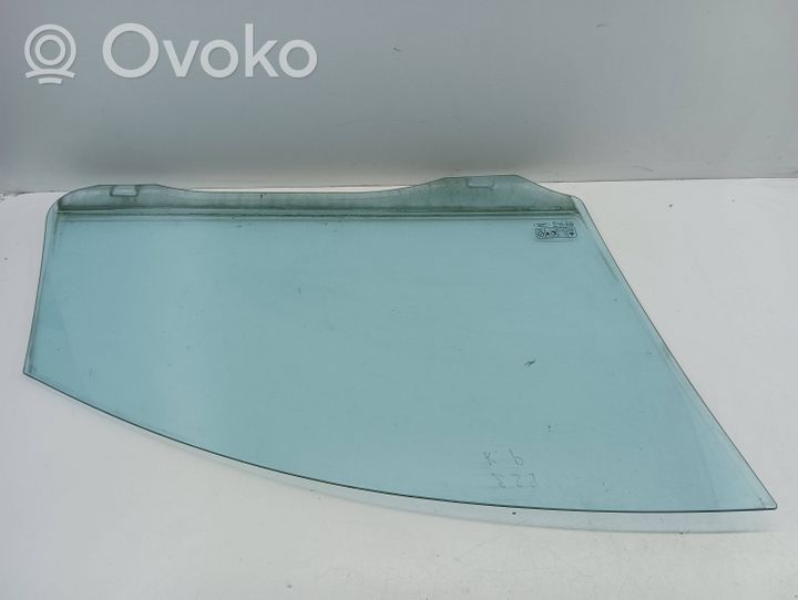 Ford C-MAX I Front door window glass four-door E143R001057