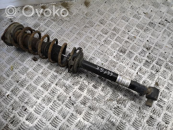 Audi A4 S4 B5 8D Amortyzator osi tylnej ze sprężyną 28170017814