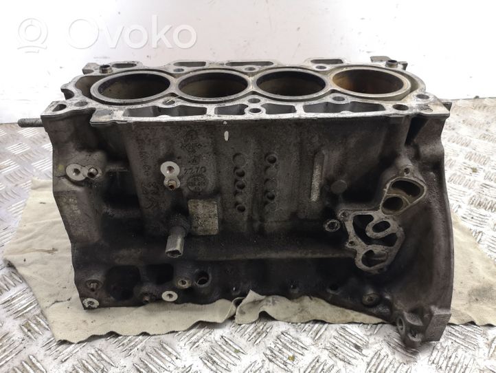 Ford C-MAX II Blok silnika AV6Q60077BB