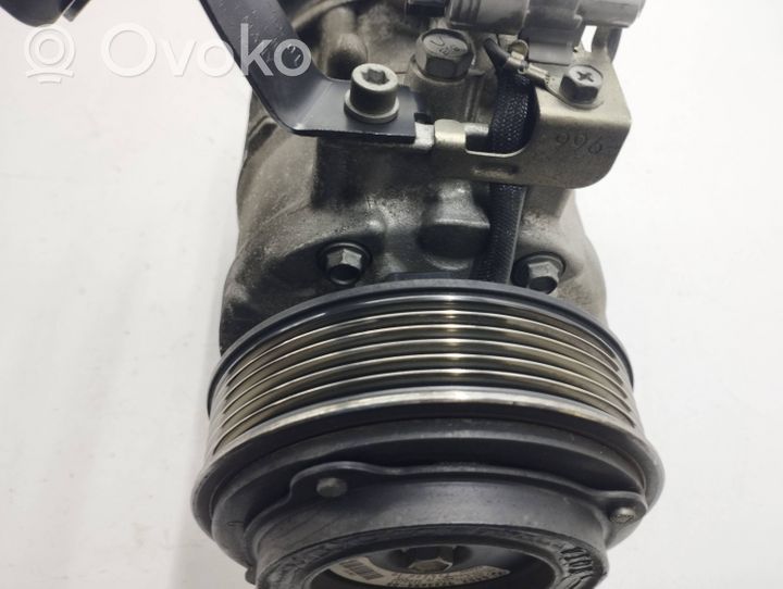 BMW 5 F10 F11 Ilmastointilaitteen kompressorin pumppu (A/C) GE4472604711