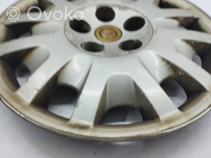 Chrysler Voyager R16 wheel hub/cap/trim 04766066AB