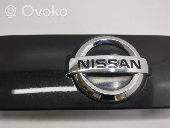 Nissan Juke I F15 Takaluukun rekisterikilven valon palkki 908681KR6A