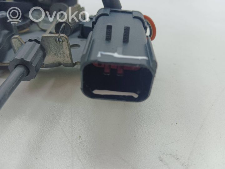 Chrysler Voyager Sliding door lock 25000282