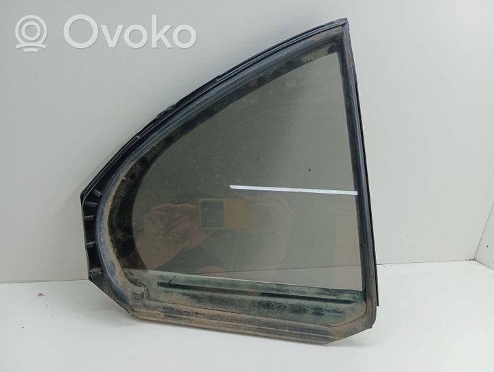 Mitsubishi Lancer X Rear vent window glass 43R00T53