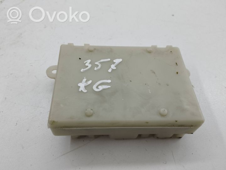 Chrysler Voyager Door control unit/module P04602758AG