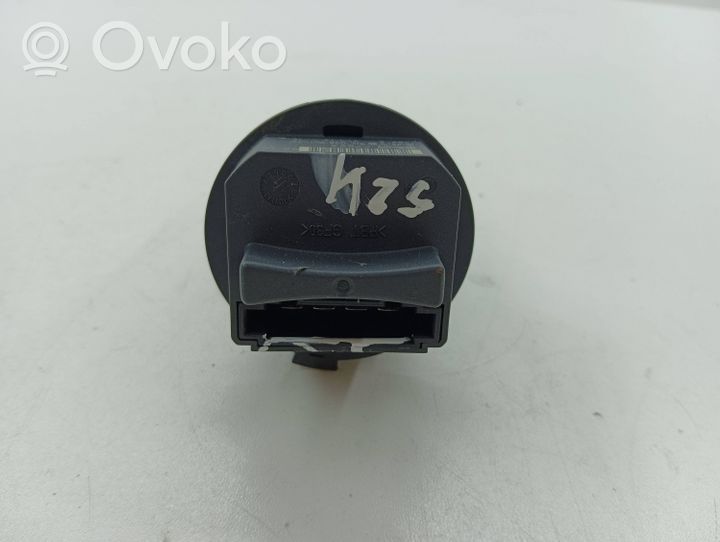 Volvo S60 Heater blower motor/fan resistor 5HL00894120