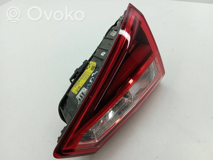 Seat Arona Lampy tylnej klapy bagażnika 6E9945308E