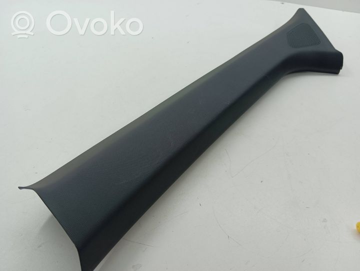 Seat Arona Osłona słupka szyby przedniej / A 6F9867233G