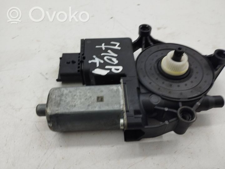 Citroen C5 Aircross Moteur de lève-vitre de porte avant 9829482380