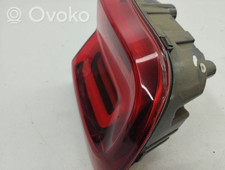 Citroen C5 Aircross Luci posteriori del portellone del bagagliaio 9816932880