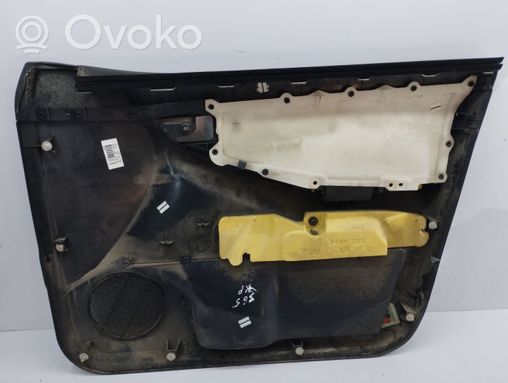 Toyota Corolla E120 E130 Apmušimas priekinių durų (obšifke) 6776402070A