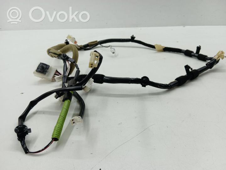 Mazda CX-7 Faisceau de câbles hayon de coffre EH7067060Z02