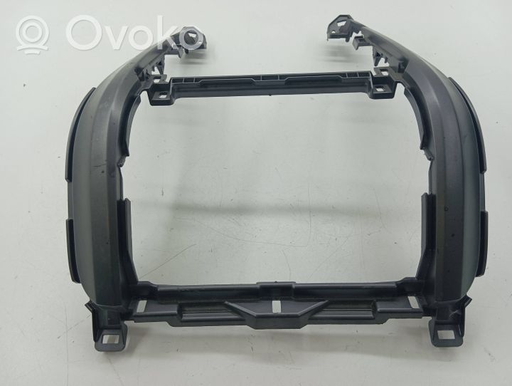 Honda CR-V Radio/GPS head unit trim 77250