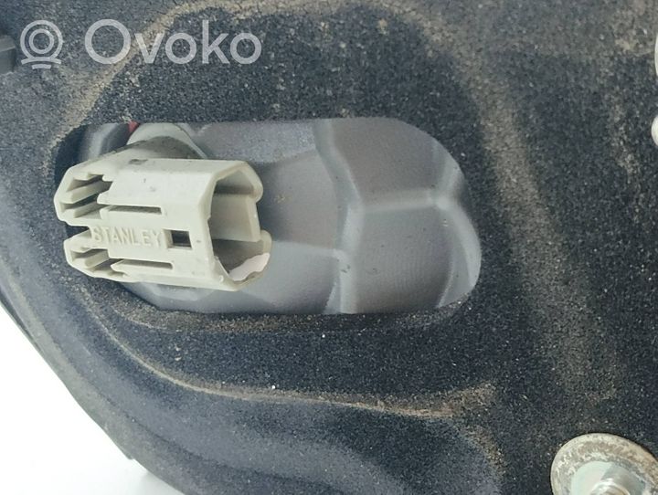 Honda Accord Lampy tylnej klapy bagażnika P8129R