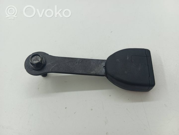 Toyota Corolla Verso AR10 Boucle de ceinture de sécurité arrière centrale 07247