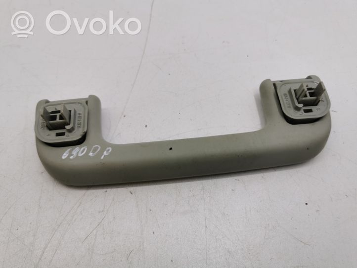 Toyota RAV 4 (XA40) Un set di maniglie per il soffitto 1746132130